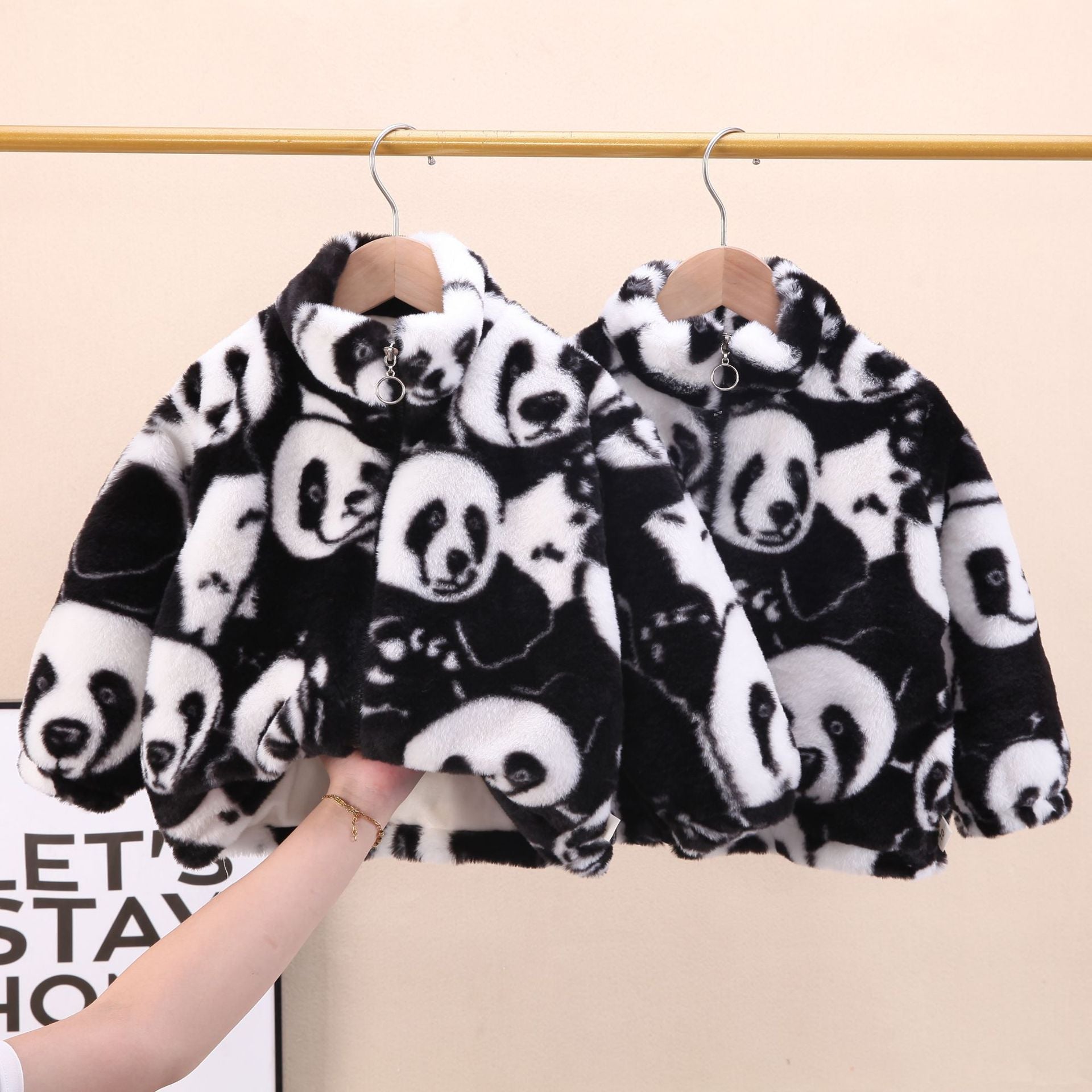 Casaco Infantil Plush Pandinha