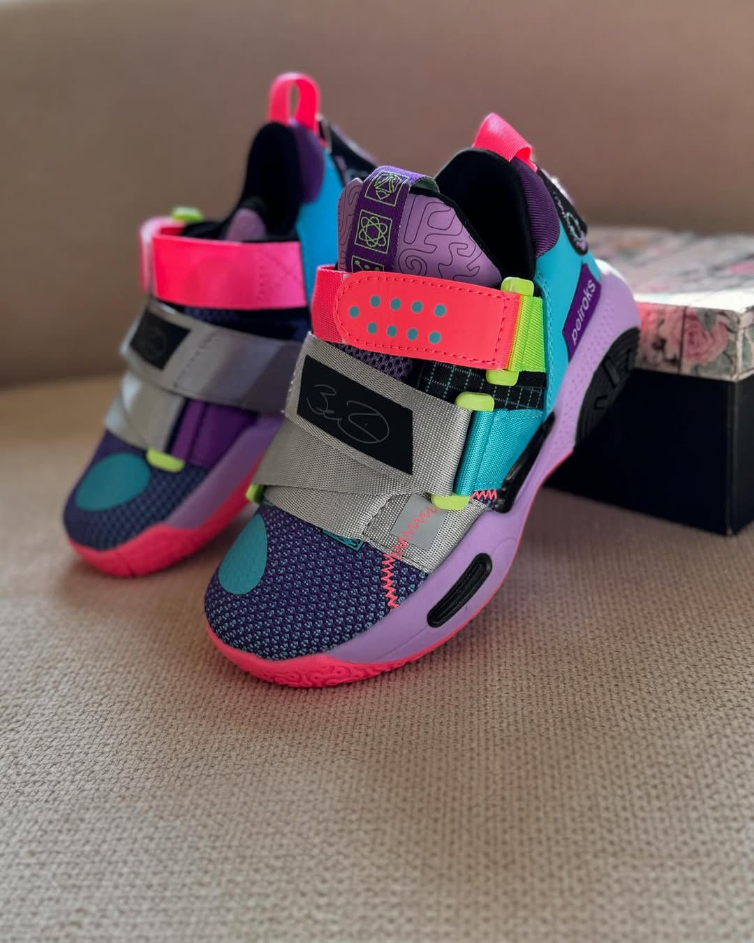 Tênis Infantil Colors com Velcro