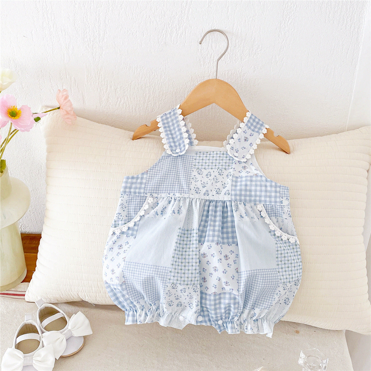 Macaquinho Infantil Feminino Xadrez Florzinhas